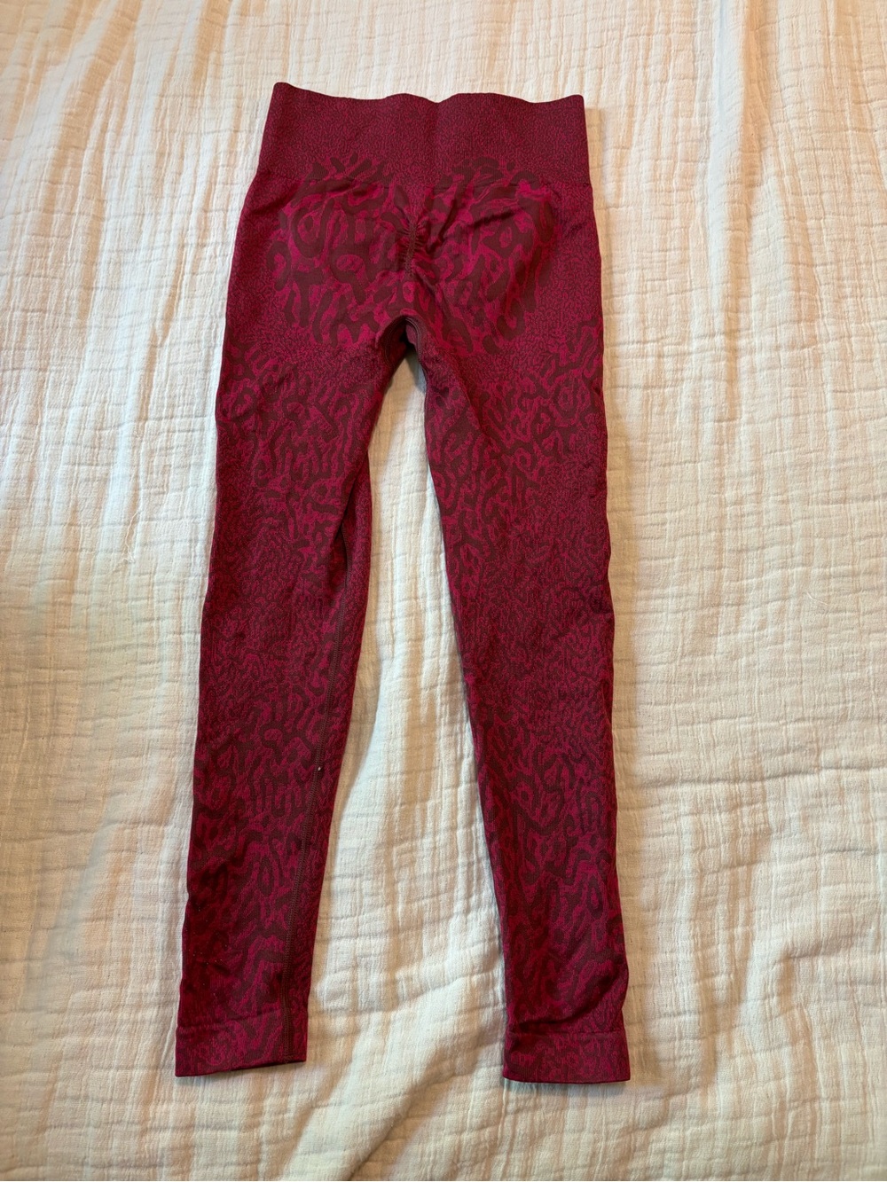 Gymshark Woman’s Burgundy High-Waist Leggings - Picture 2 of 2
